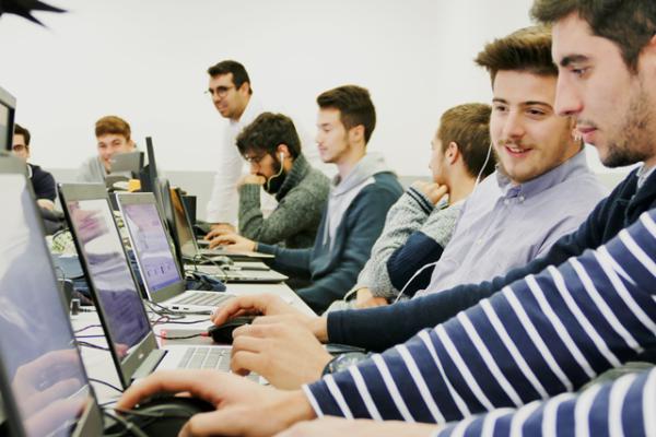 Concurso apoia empresas em diagnóstico sobre comércio eletrónico e digitalização de processos